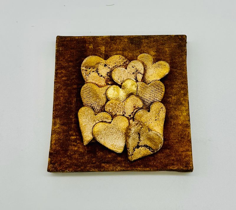 Mini-Leinwand mit Tonherzen 10x10 cm