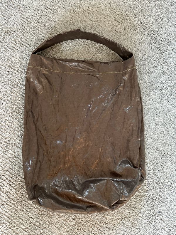 Tasche lightweight dezenter Animalprint braun glänzend