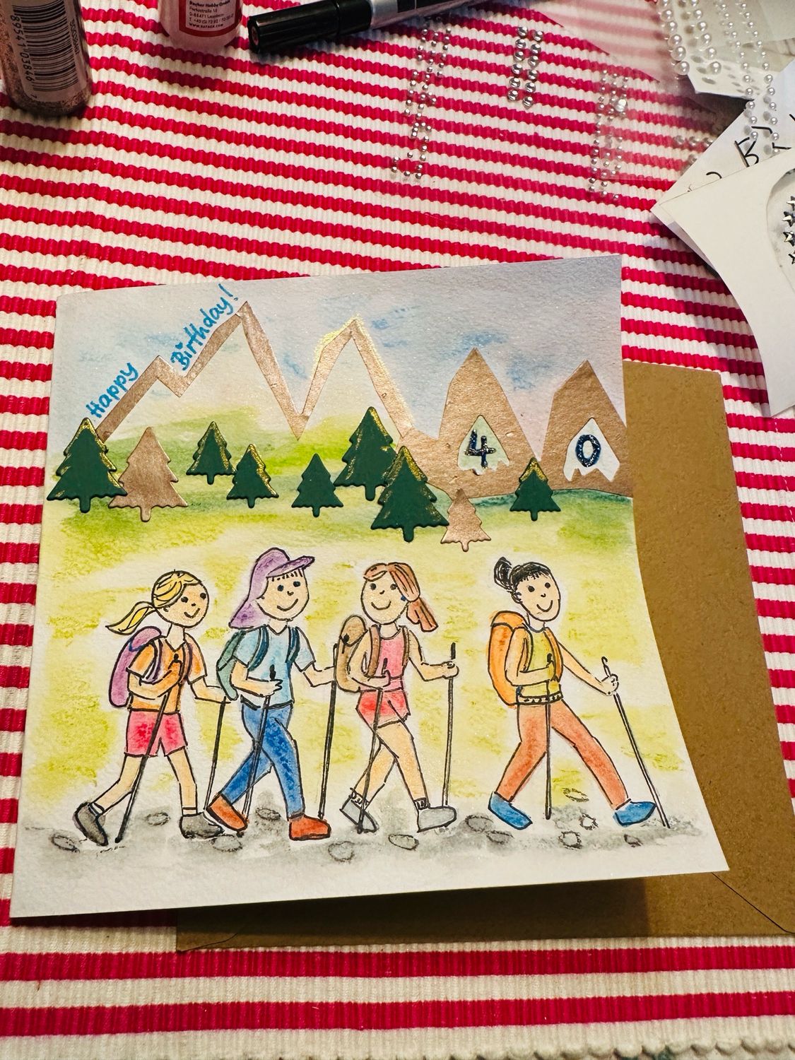 Billett „handmade“ XL - zum 40er  - 4 Mädels beim Wandern - gezeichnet, handcoloriert, Collage