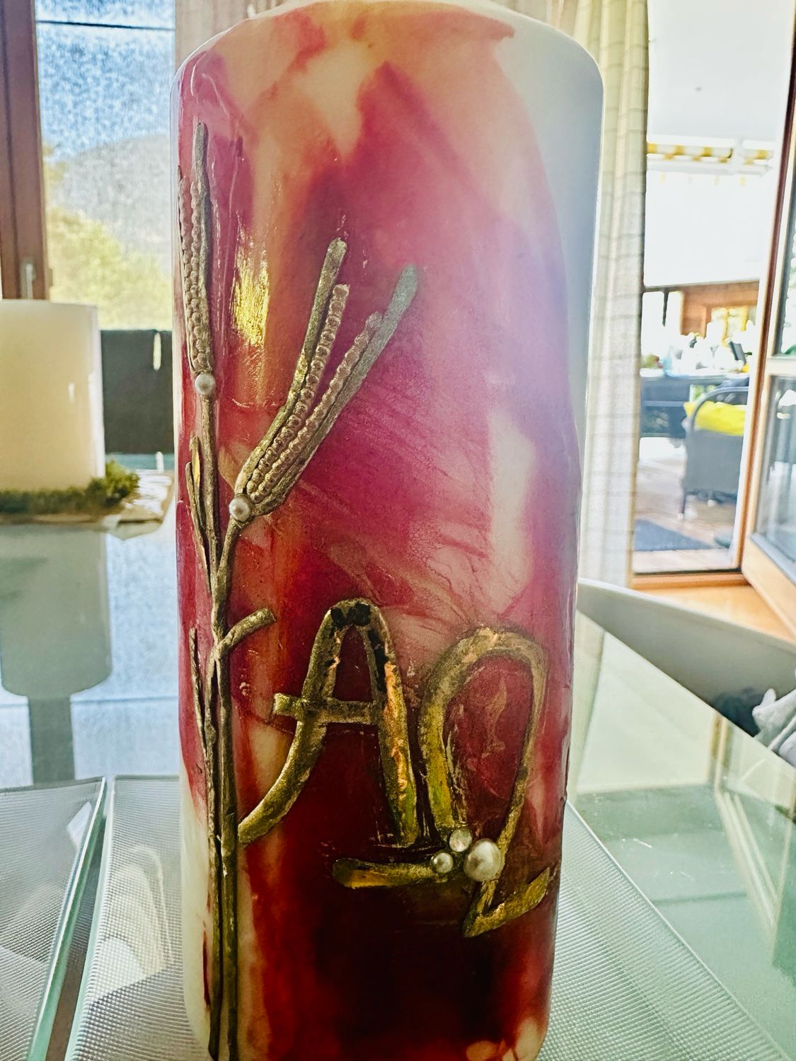 Trauerkerze Encaustic Rottöne mit gold, Ahren/Gräser, Alpha/Omega, Blattwachs mit Perlen und Kristallen