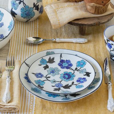 Periwinkle Vine Pattern Salad Plate