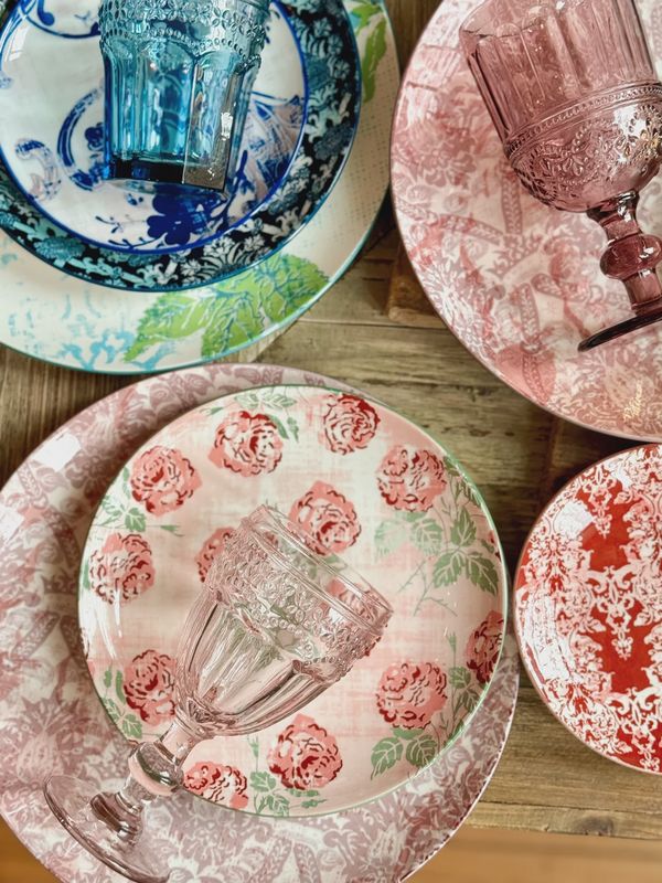 Dinner Plates 10.5"