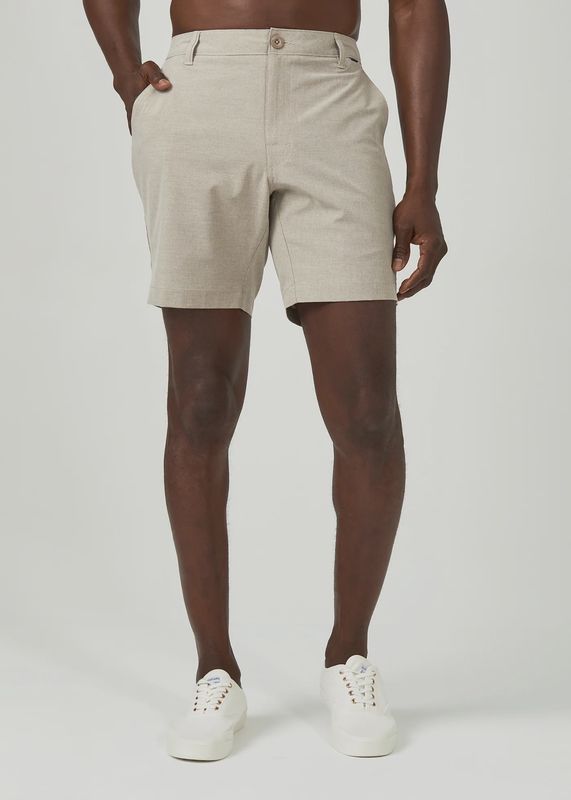 Dynamic 7" Hybrid Short