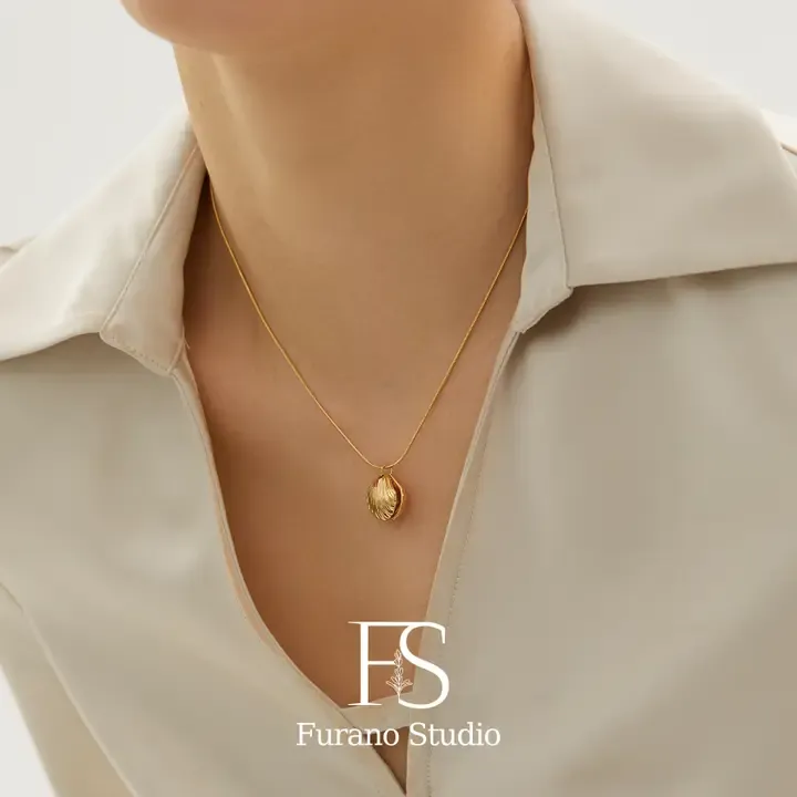 Furano Studio Gold Shell Necklace
