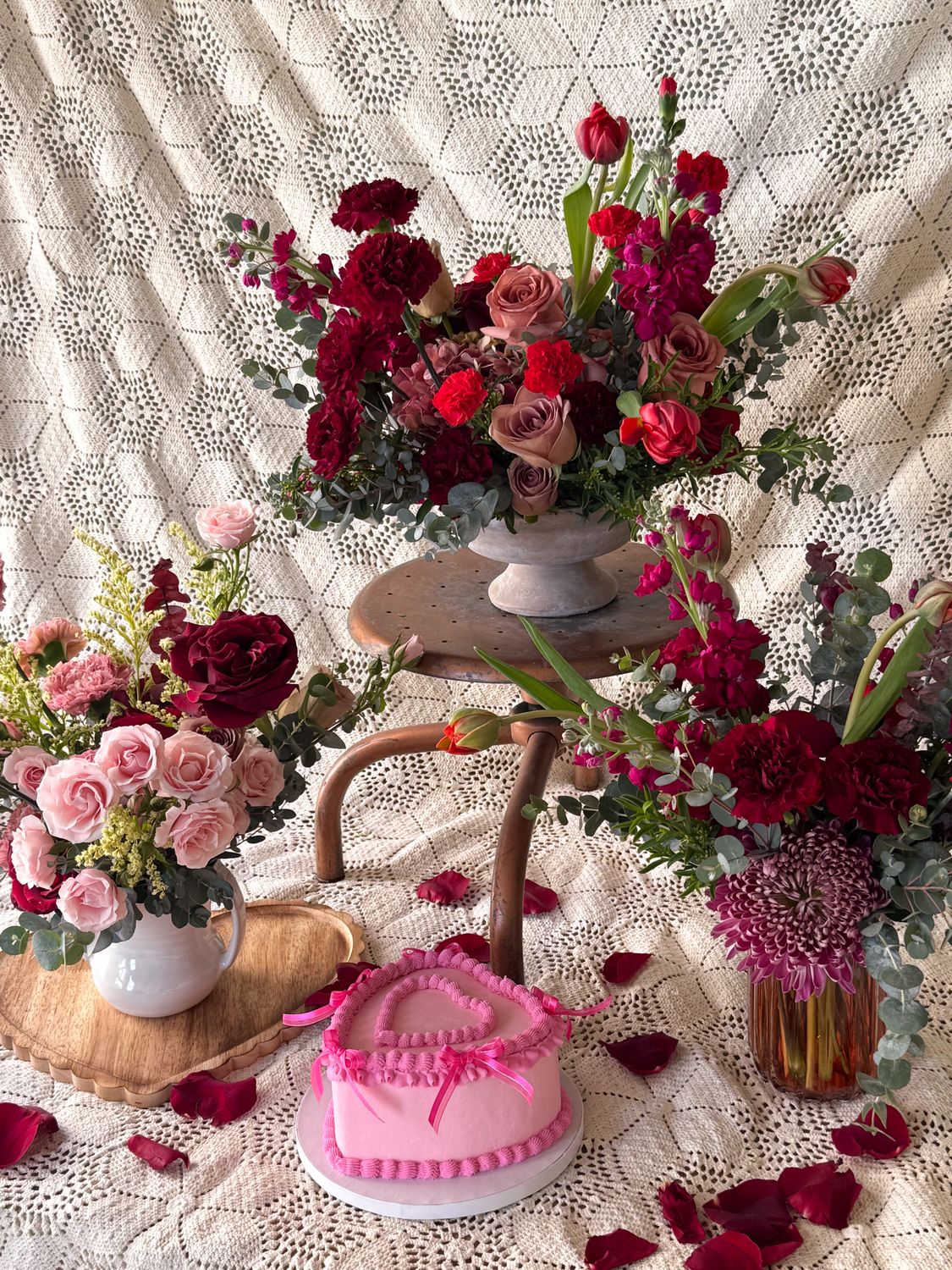Heart Cake + Flower Bouquet Combo