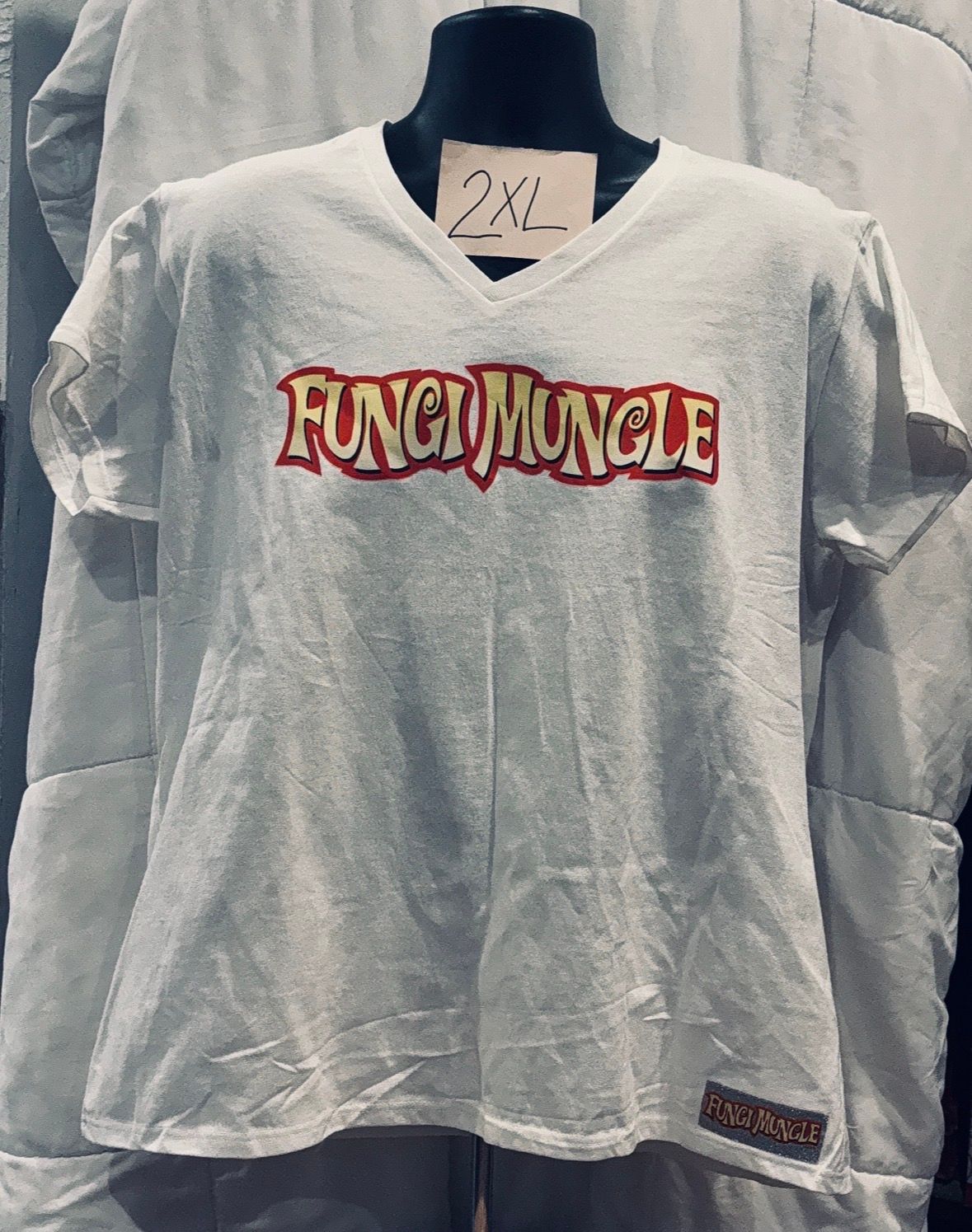 SIR Backdrop White 2XLarge Ladies V-Neck