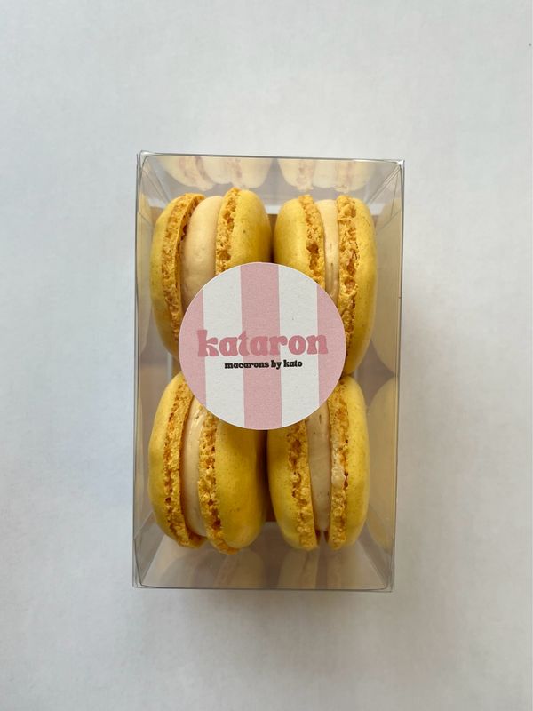 Gezoute karamel - doosje van 4 macarons