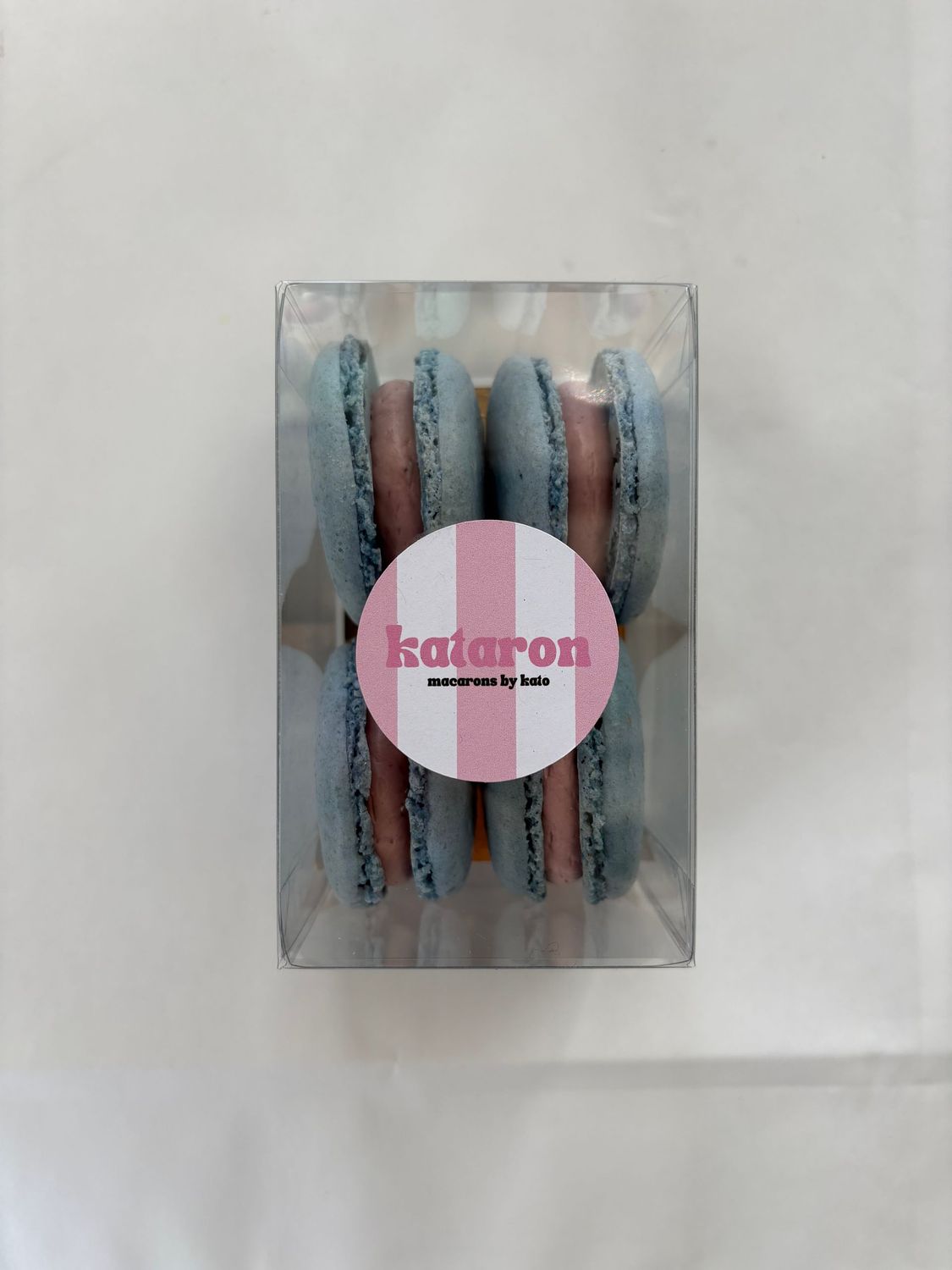 Blauwe bes - doosje van 4 macarons