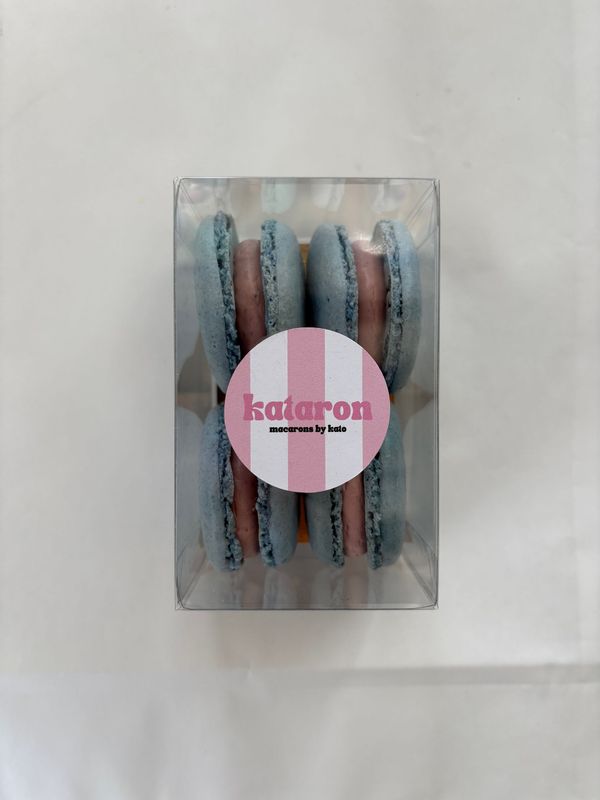 Blauwe bes - doosje van 4 macarons