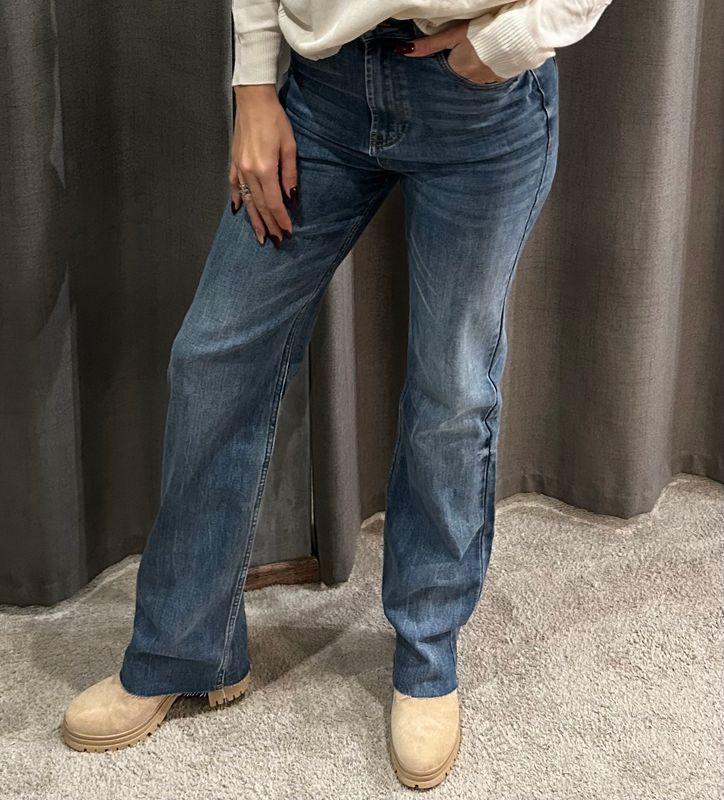 R-Display - Straight Jeans