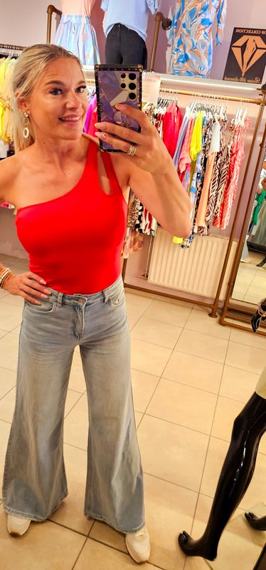 One shoulder body - Rood