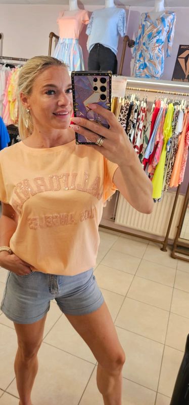 T-shirt Yana