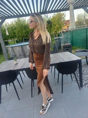 Rok Naelle choco