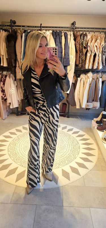 Jumpsuit Jules Zwart (travelstof)