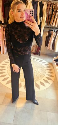 Lise kanten longsleeve zwart