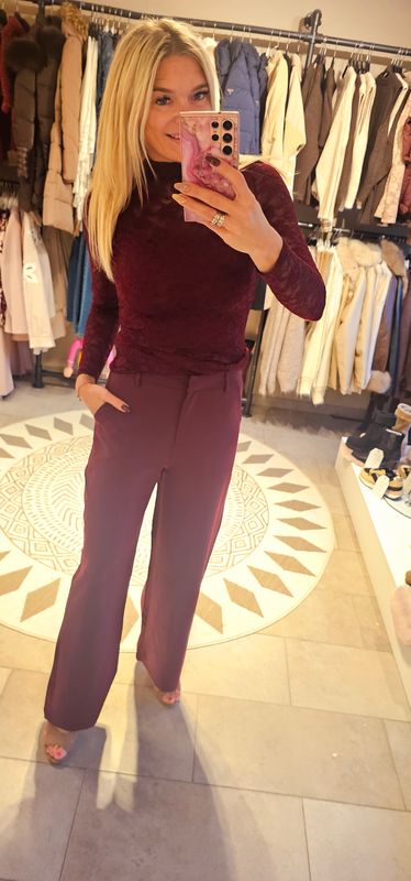 Broek Bordeaux