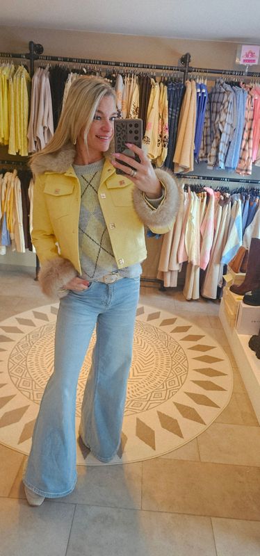 Lederlook jas Vera - Geel  ( pels kan eraf)