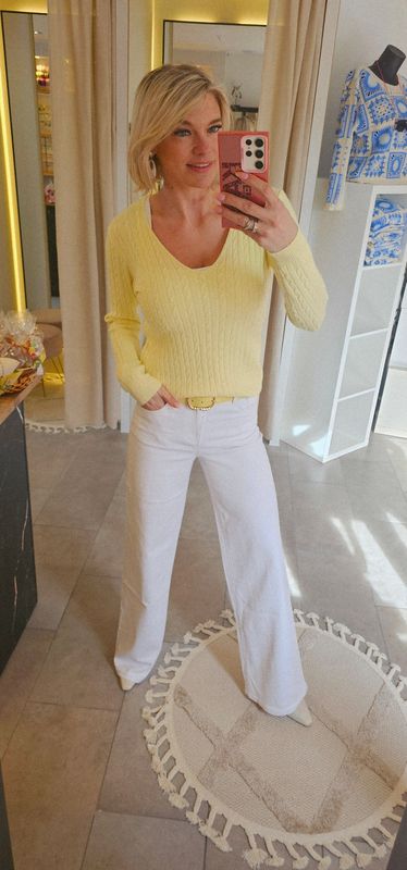 Pull June - Geel