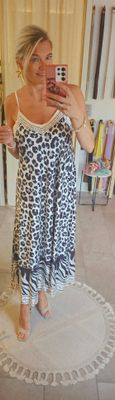 Kleed Ibiza  zwart leopard