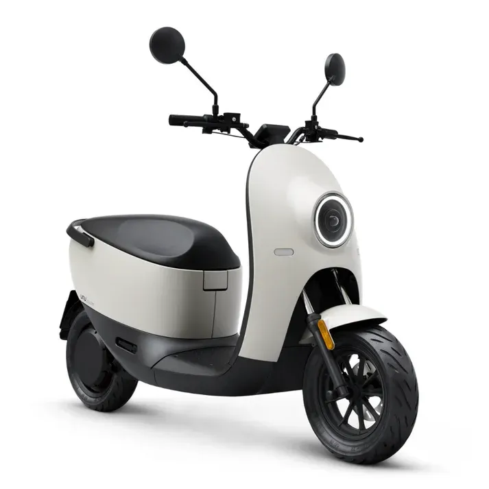 UNU Scooter Pro 4kW – Premium E-Roller bis zu 100 Km Reichweite