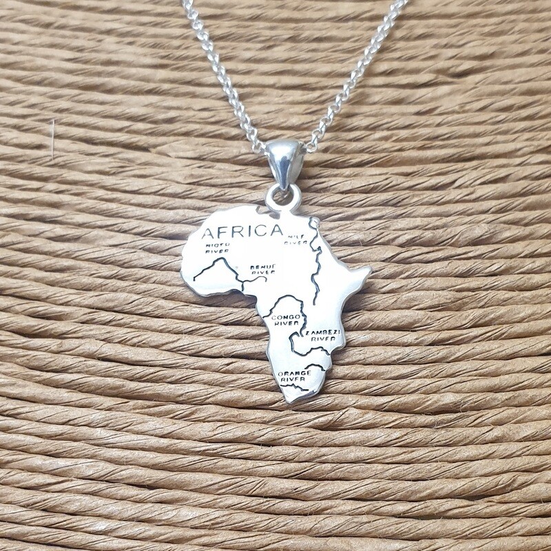Jewellery Africa Rivers pendant and necklace