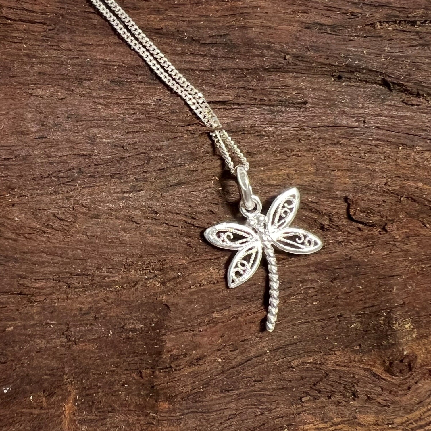Dragonfly pendant and necklace