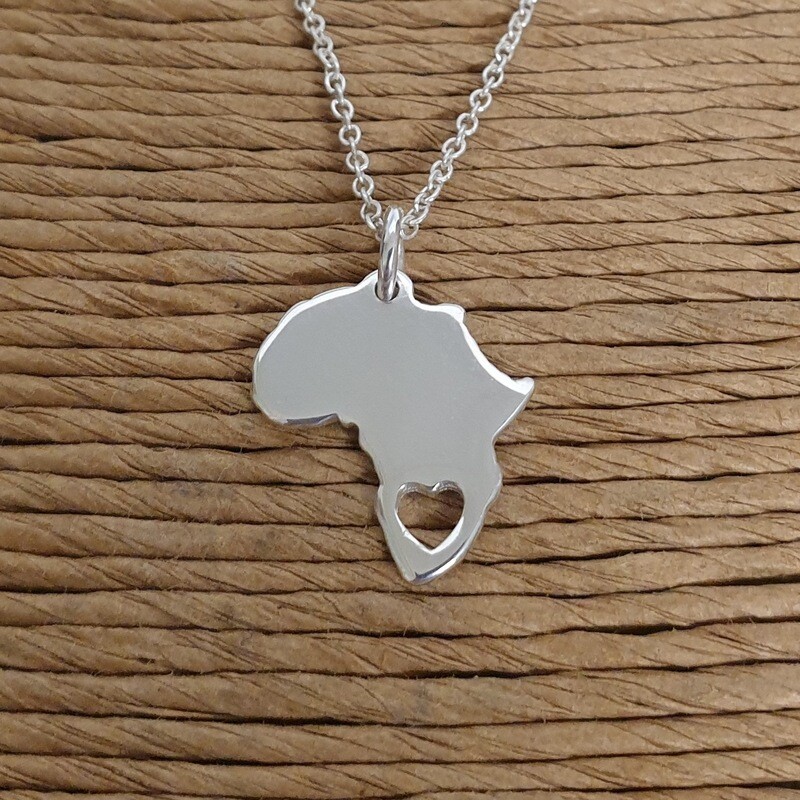 Jewellery Africa Heart pendant and necklace