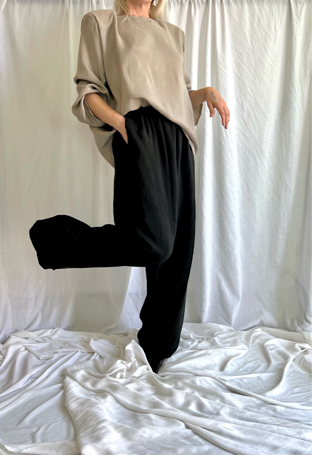 Pantalone morbido / nero lavagna cupro