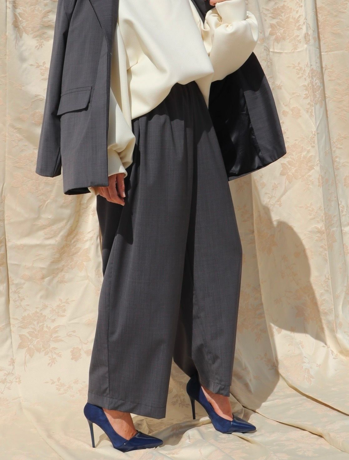 Pantalone morbido versione alla caviglia/ grigio