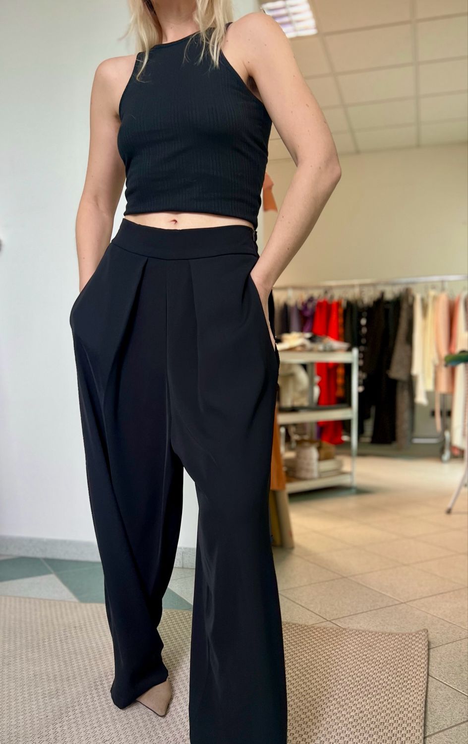 Tailleur in crepe cady Giacca+Pantalone con fascione aggiunto in vita/ nero