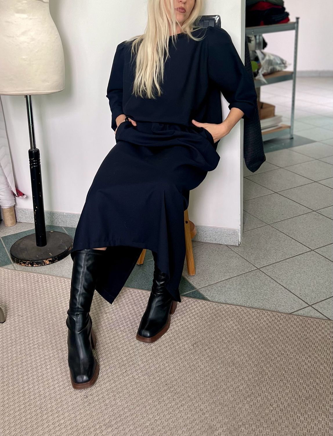 Completo Blusa + Gonna a tubo + cinta/ misto lana blu navy