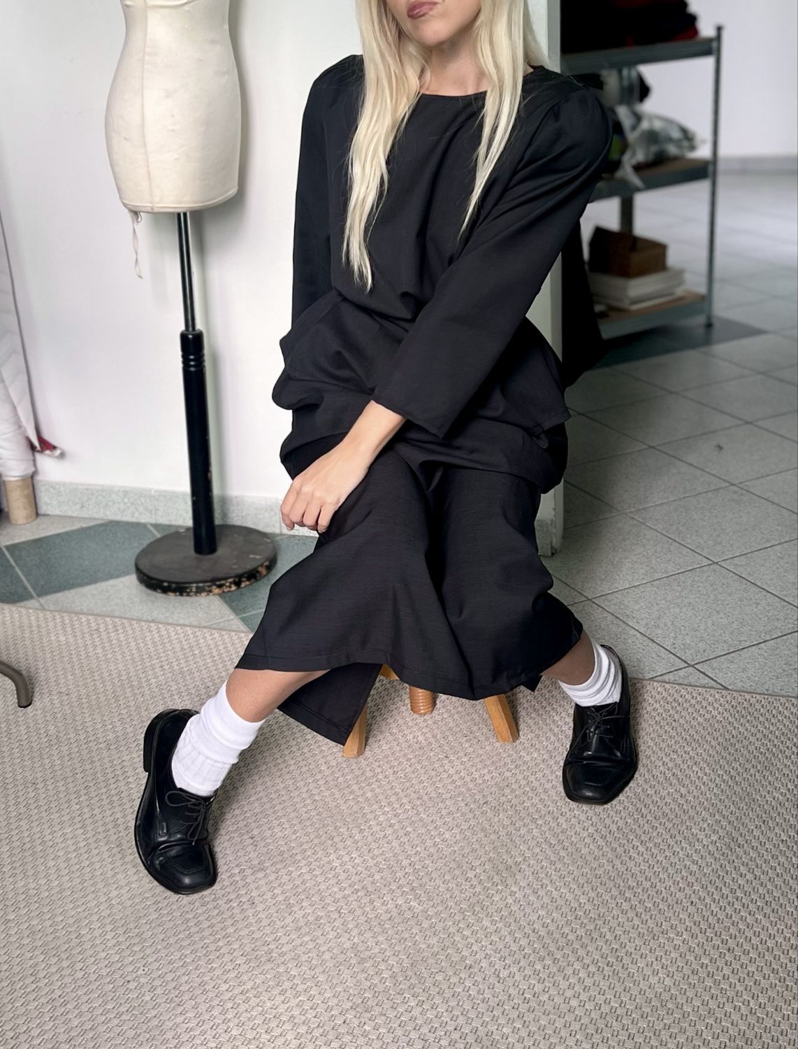 Completo Blusa + Gonna a tubo + cinta/ lana