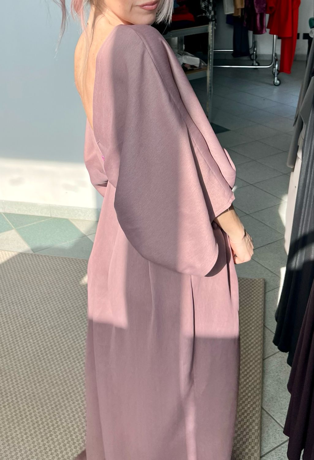 Maxi tuta a V/ Malva