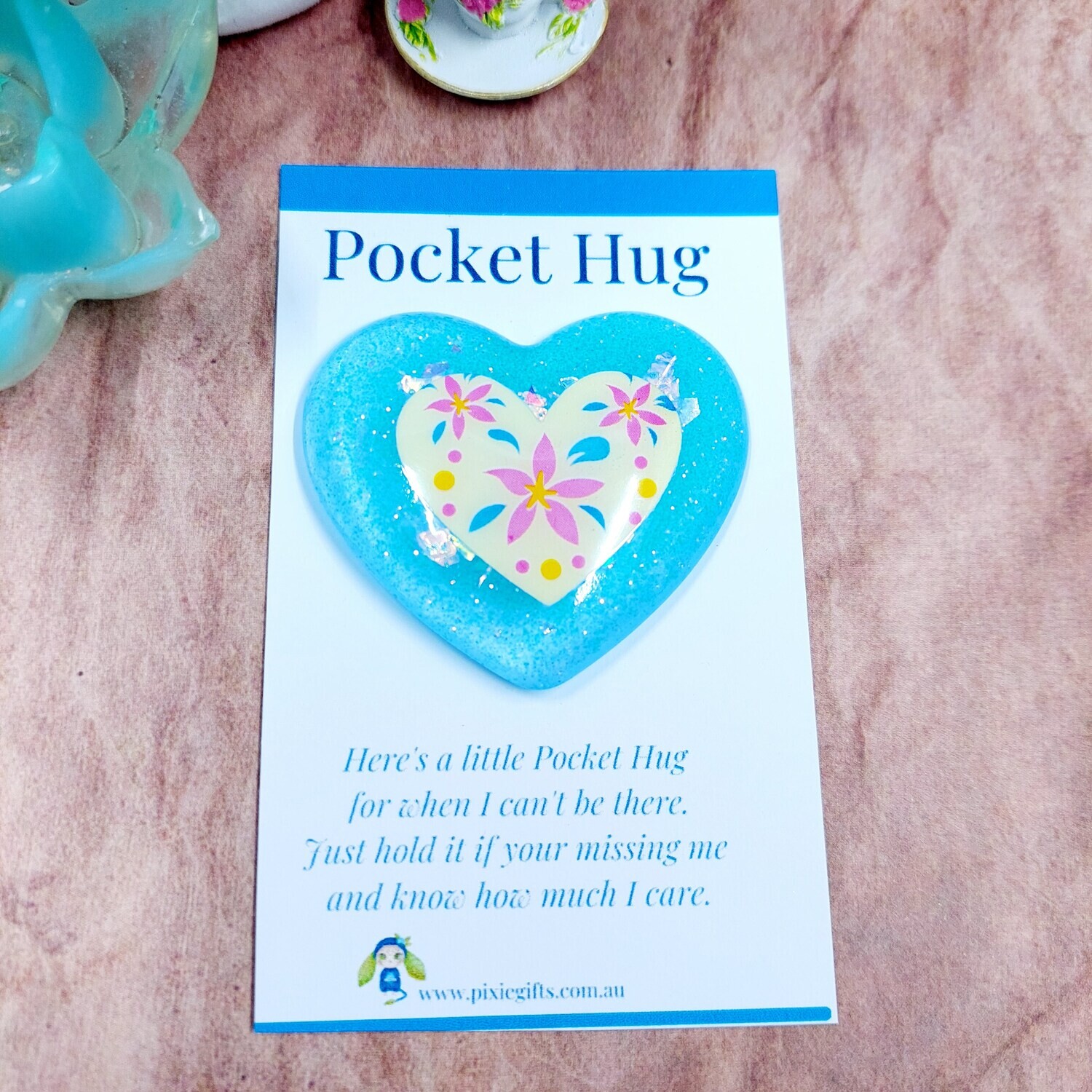 Pocket Hug - Blue Flowers