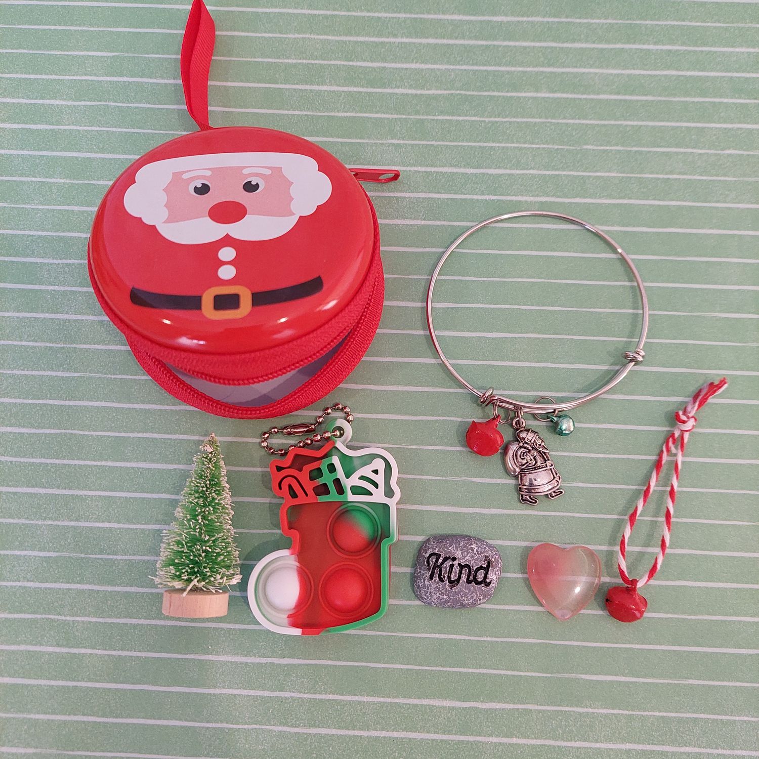 Mini Christmas Gift Tin – The Perfect Little Festive Surprise!