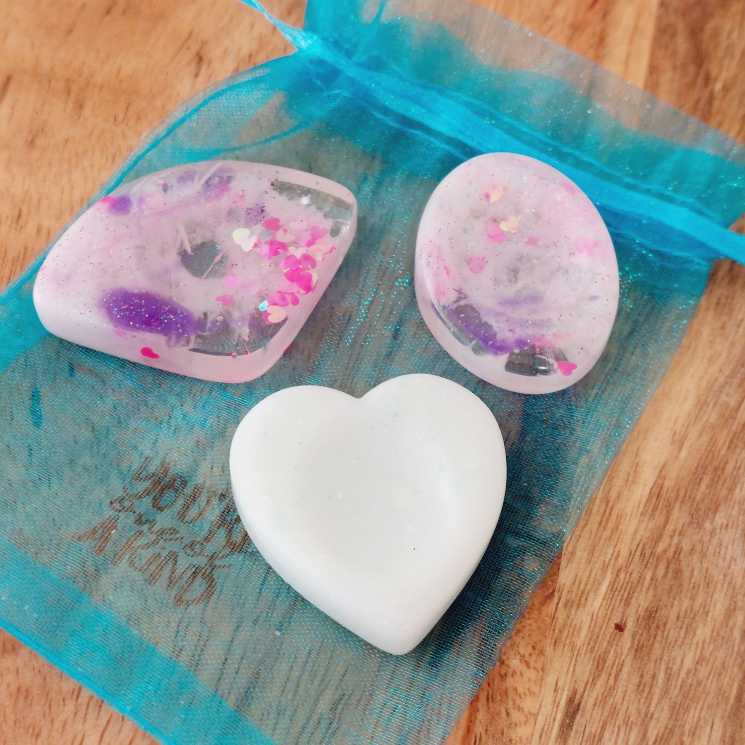 Worry Stones Pink, Resin Fidget Stones Set, Pocket Rock Hug, Sensory tools, Affirmation Tool
