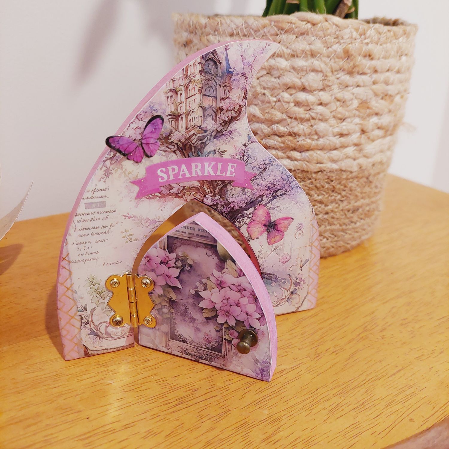 Wooden Opening Fairy Door
