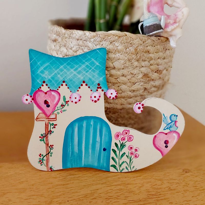Handpainted Wooden Elf Shoe Fairy Door