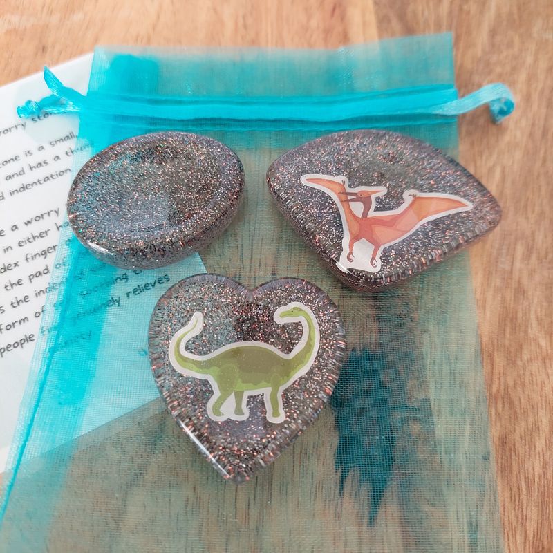Worry Stones Dinosaurs, Resin Fidget Stones Set, Pocket Rock Hug, Sensory tools, Affirmation Tool