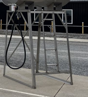 Fuel - Stainless Steel Stand W/Ladder