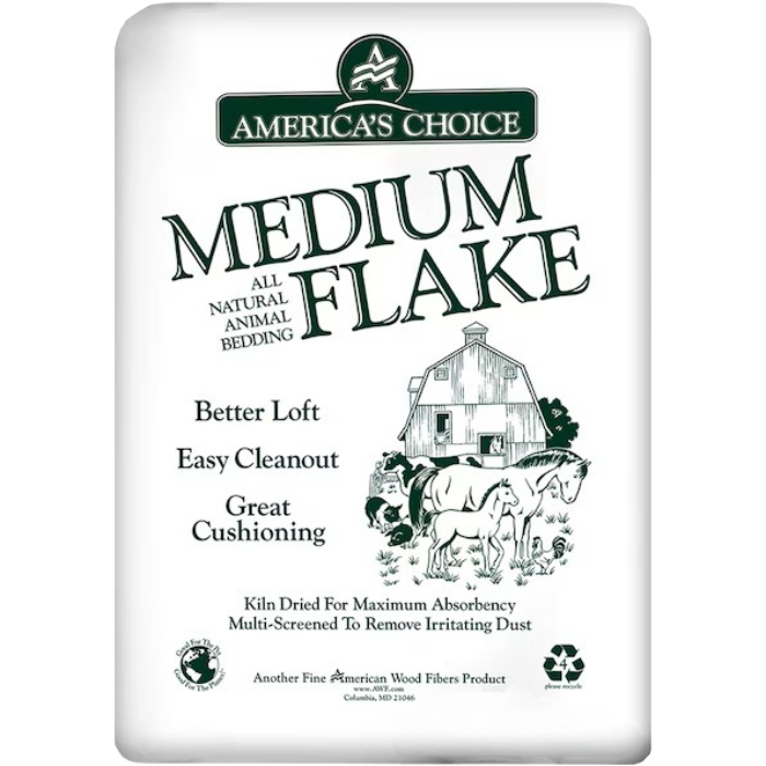 Medium Flake Pine Shavings Skid of 45