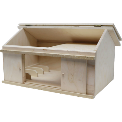 Mini Shed w/Stalls &amp; Haymow - Owl