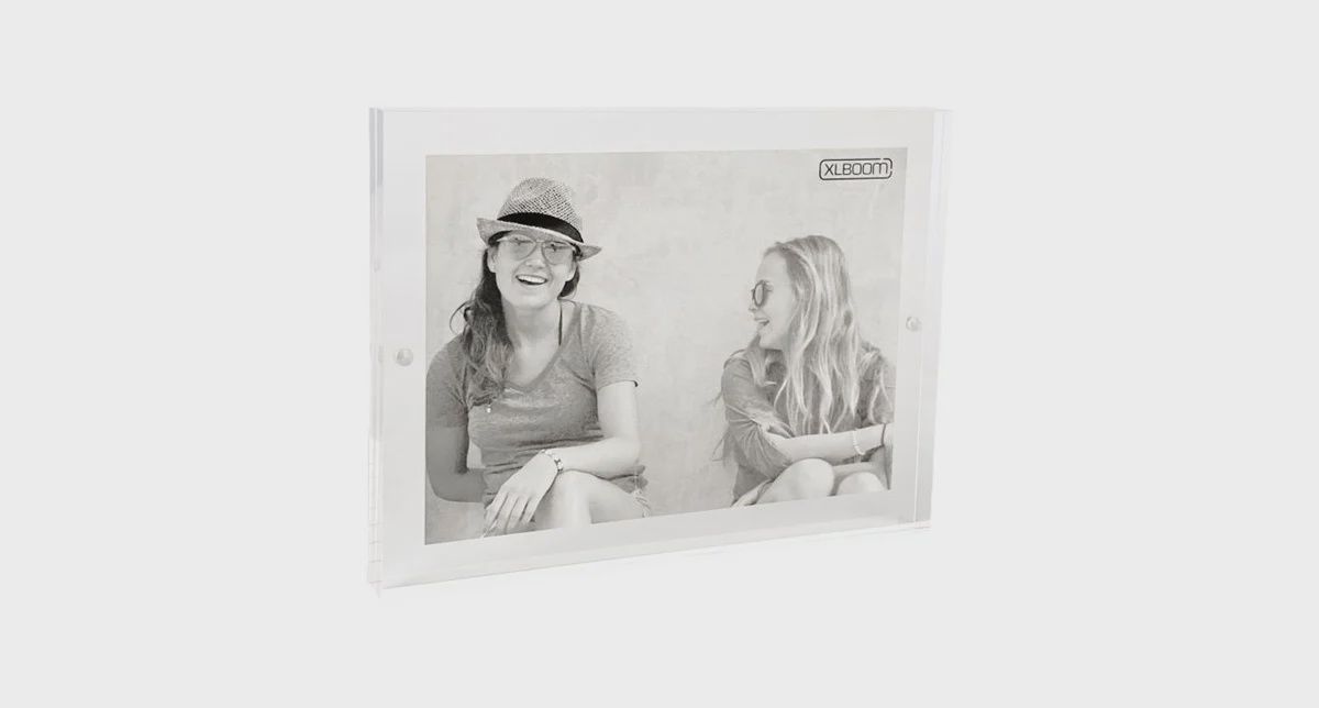 Acrylic magnetic frame clear - 16 x 21