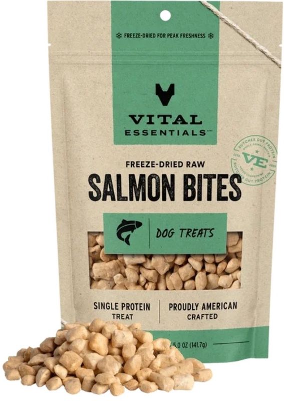 Vital Essentials FD Raw Salmon Bites 2.5oz
