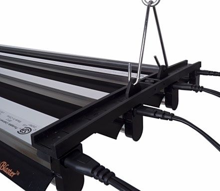 Sunblaster Universal Light Strip Hanger T5