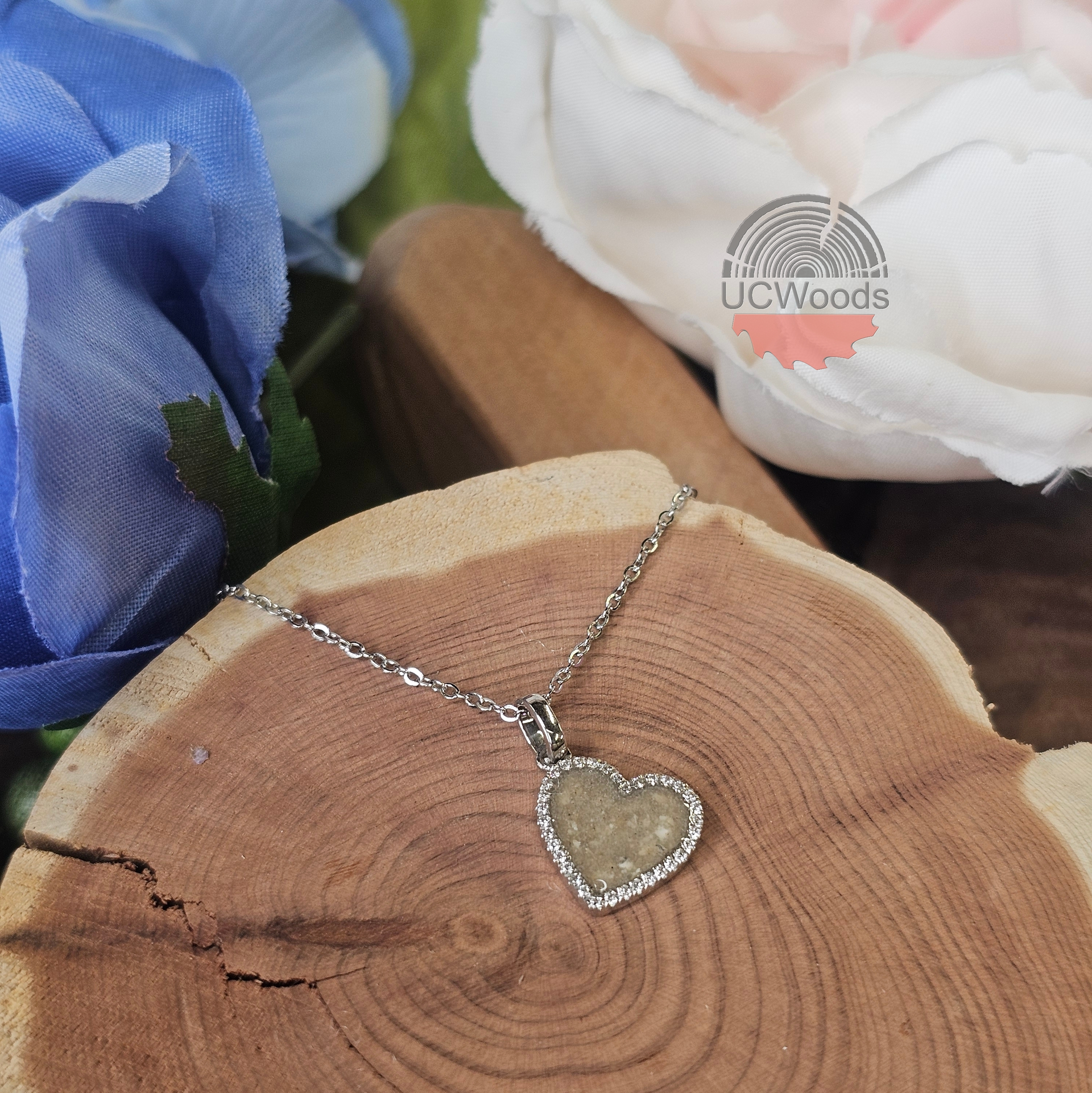 12mm Heart Halo Pendant