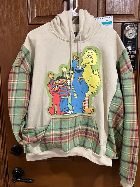 Sesame Street Gang L/XL