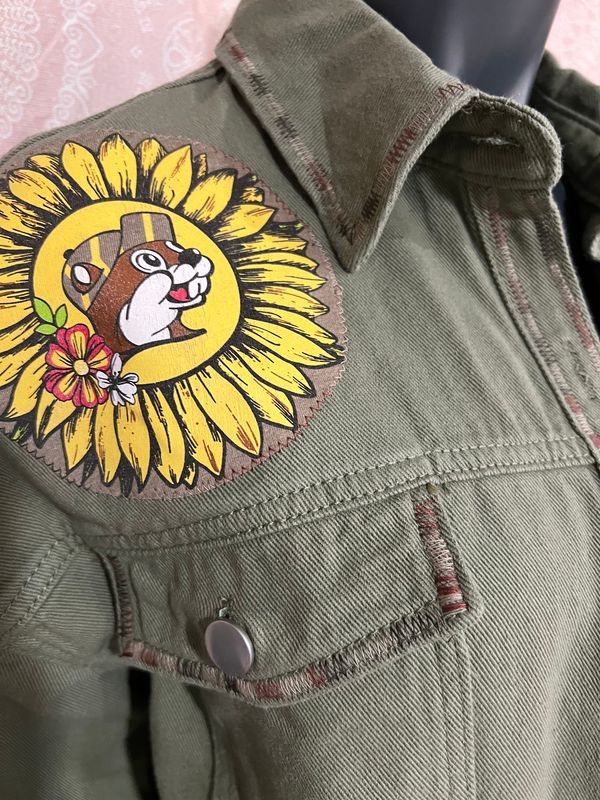 Be Happy with a Beaver named Buc-ee