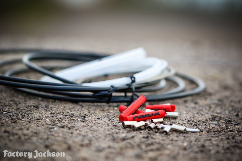 Factory Jackson - MTB stocking fillers – Fibrax Pro-formance sealed cable kit.