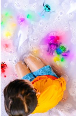 Glo Pals Light Up Sensory Toy Badspeeltje Geel | Julia | De Gele Flamingo